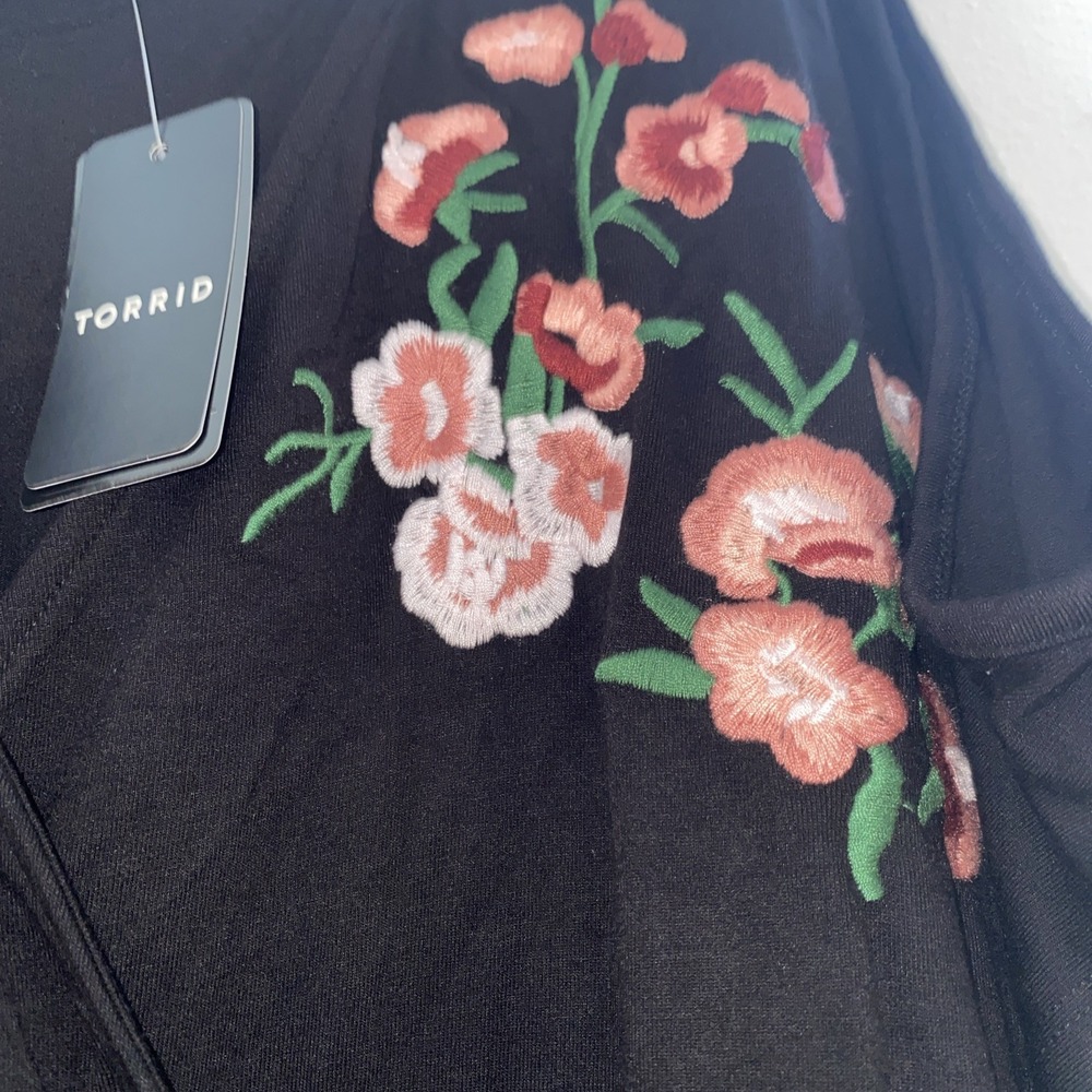 Torrid Black Maxi Dress Floral Cold Shoulder Sleeve Size 3 Black Embroidered - Picture 3 of 8